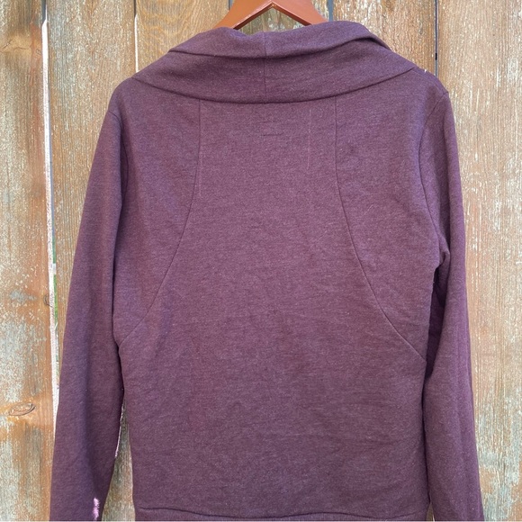 CONVERSE Women’s Purple Soft Cowl Neck Sweatshirt Size Large - Picture 7 of 9